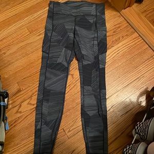 Lululemon blue and white patterned leggings
